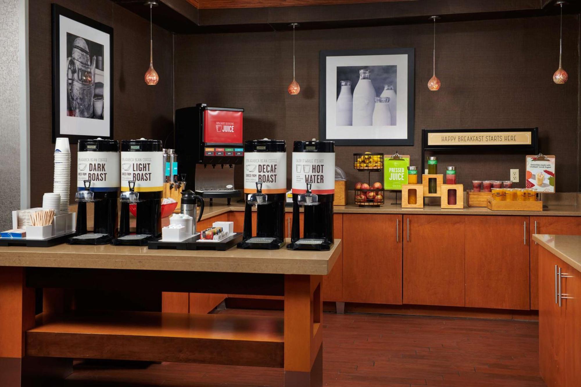 阿拉莫戈多汉普顿旅馆酒店 外观 照片
